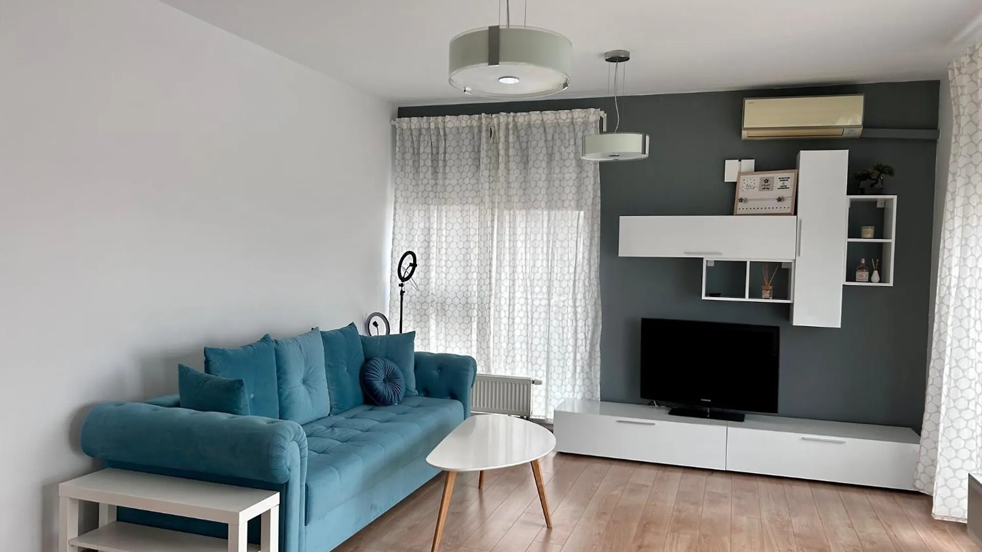 Sunrise Apartment Bükreş