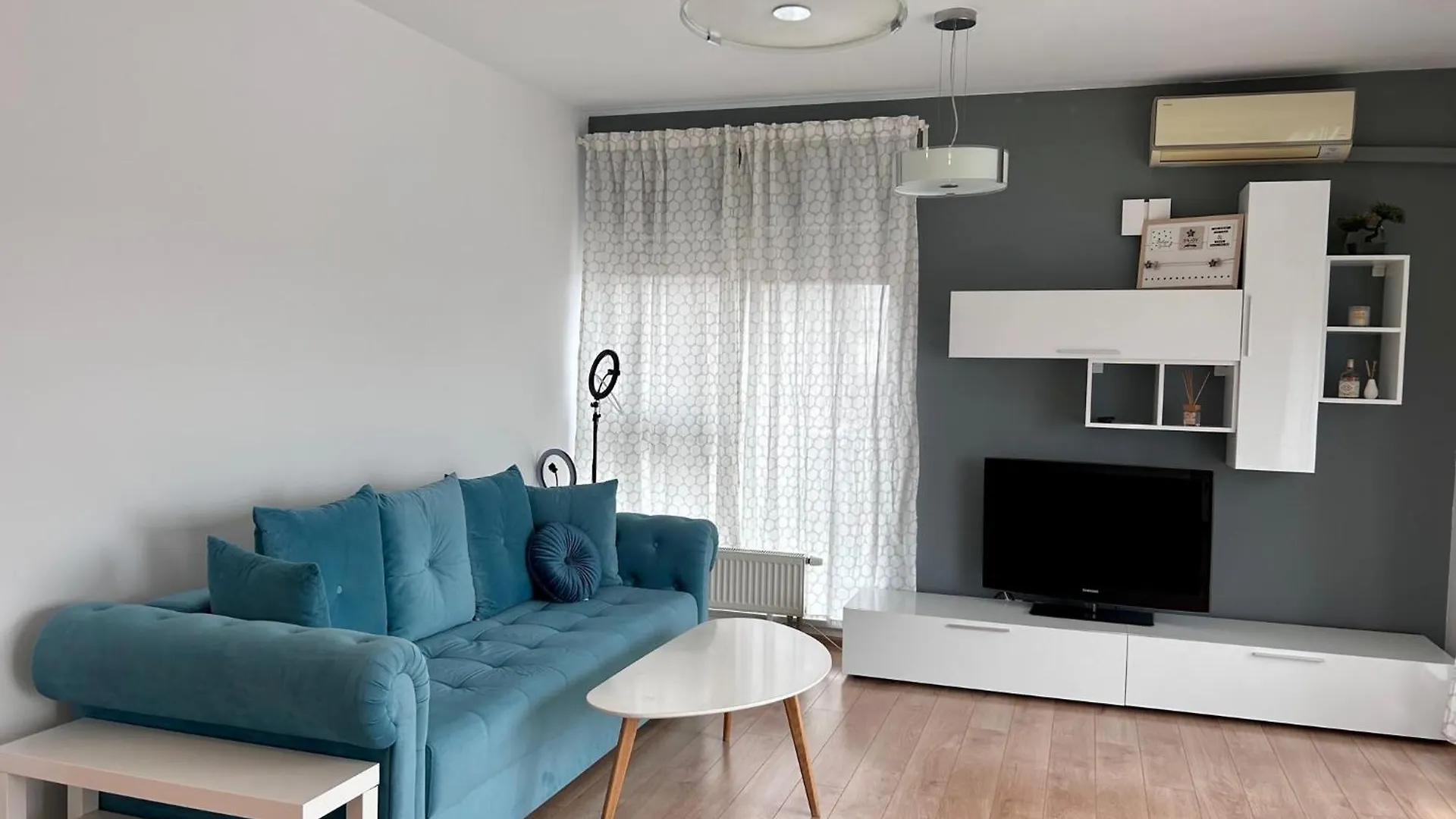 Sunrise Apartment Bükreş
