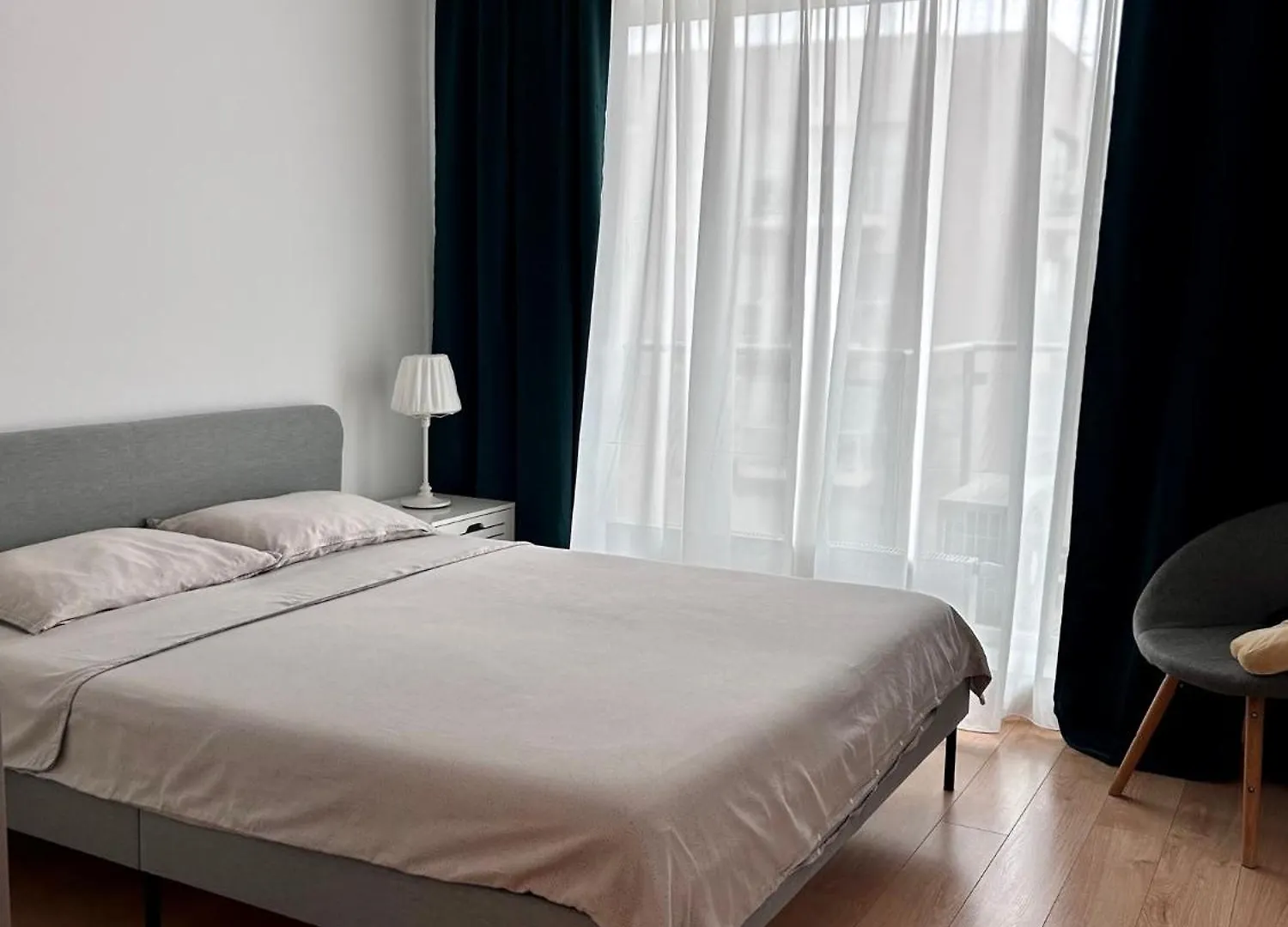 Sunrise Apartment Bükreş