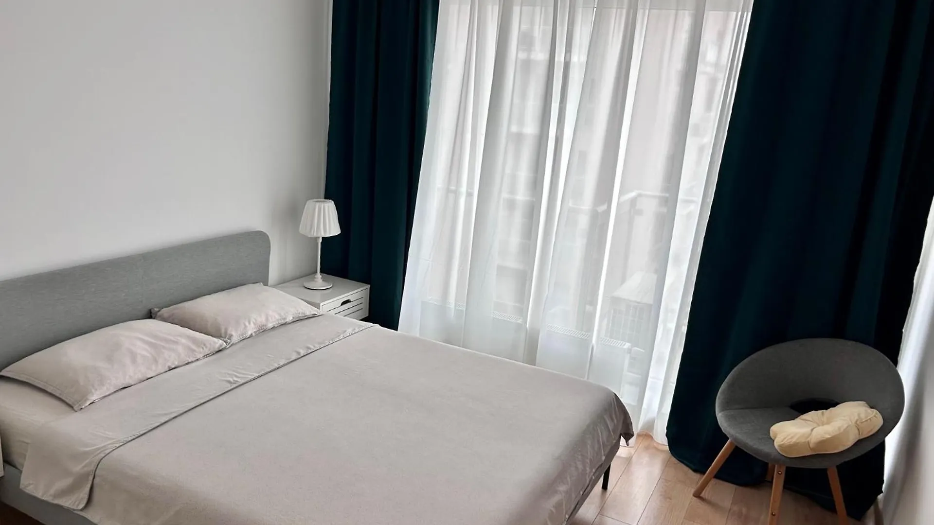 Sunrise Apartment Bucareste